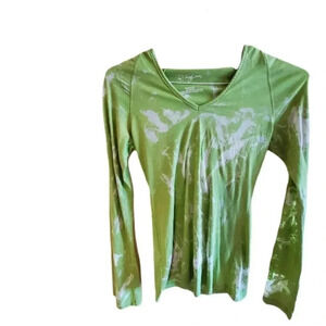 Six Twenty Seven relaxed v neck long sleeve tie dye hoodie Size Small